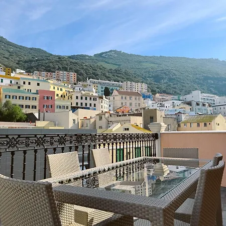 Luxurious Penthouse With Private Terrace - Grand House *